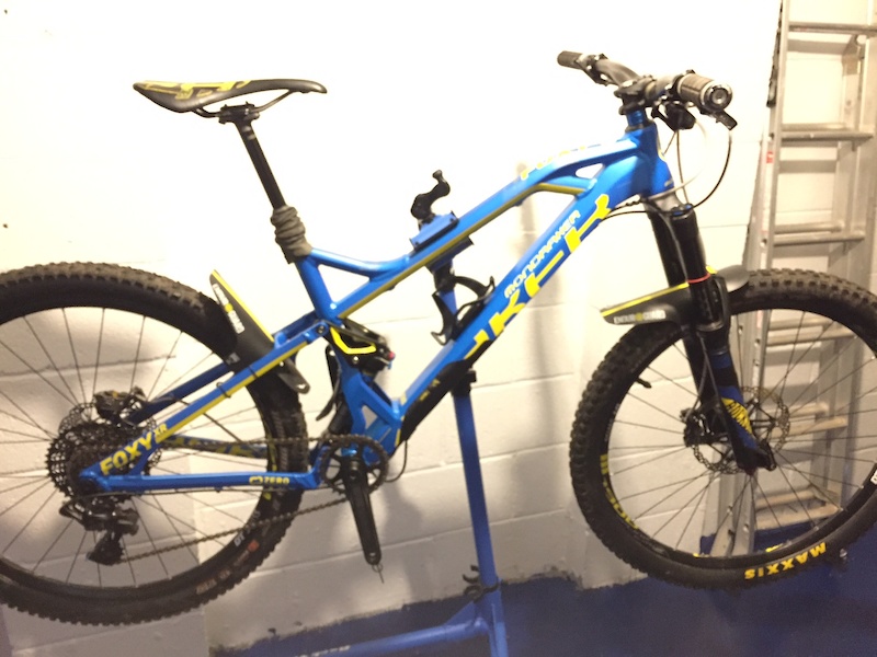 2016 Mondraker Foxy XR. Hope Renthal For Sale