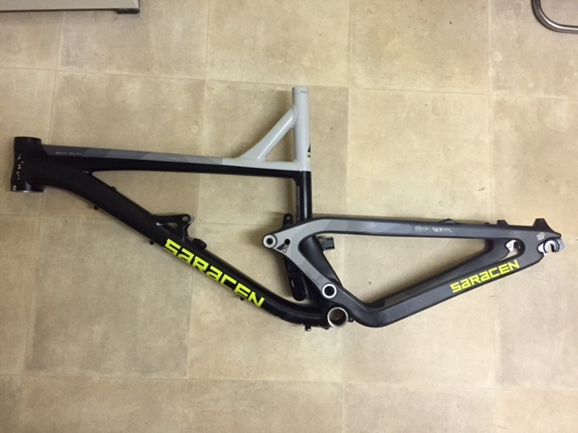 2016 Saracen Ariel Frame, Brand new apart from front
