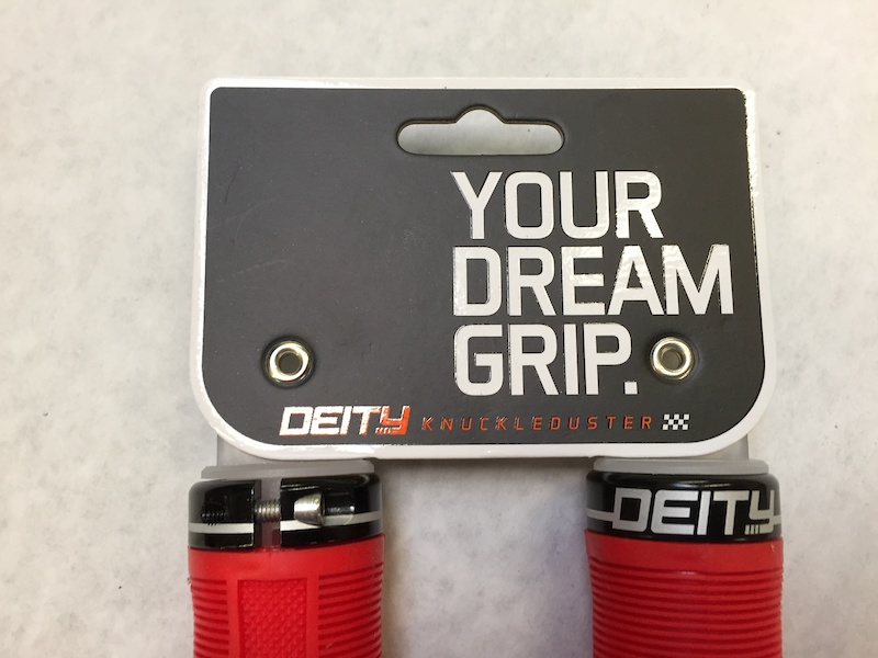 2017 Deity Knuckleduster Grips - red
