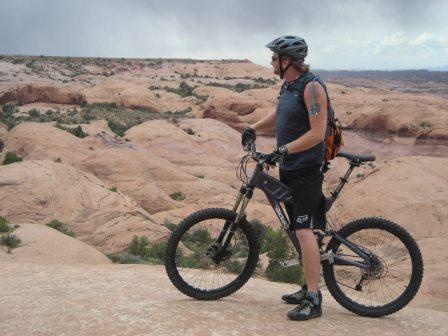 @baggyferret 
My old Brodie Gigolo. Started as a medium Gigolo, but bought a larger size Libido frame and swapped out. Klondike Bluffs trail 2007. Before "the accident"!