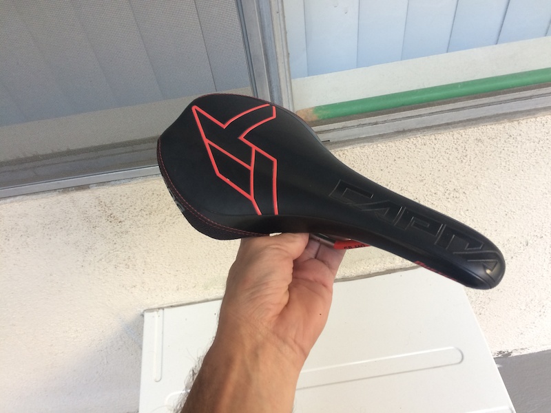 sdg yt saddle