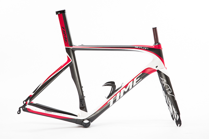 time skylon frameset