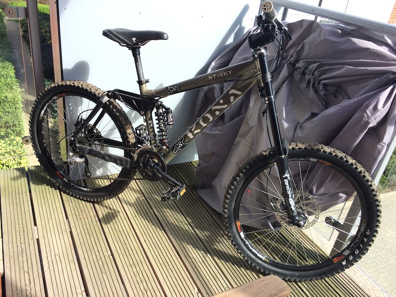 kona stinky downhill mountain bike
