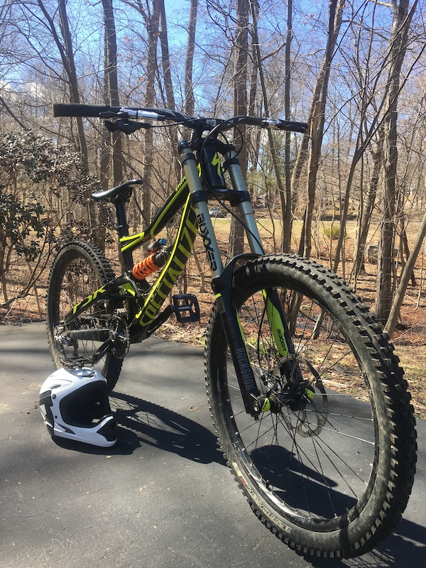 specialized men's sirrus expert carbon