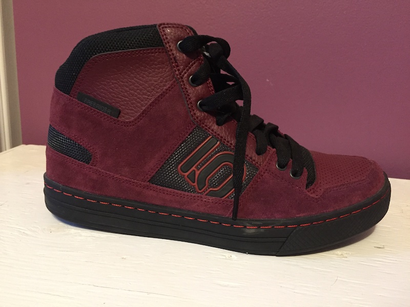 2014 5.10 Freeeider shoes - maroon size 9