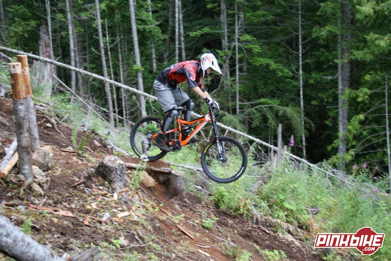 Simon out testing the 2008 Devinci Wilson 3 in Cumberland BC