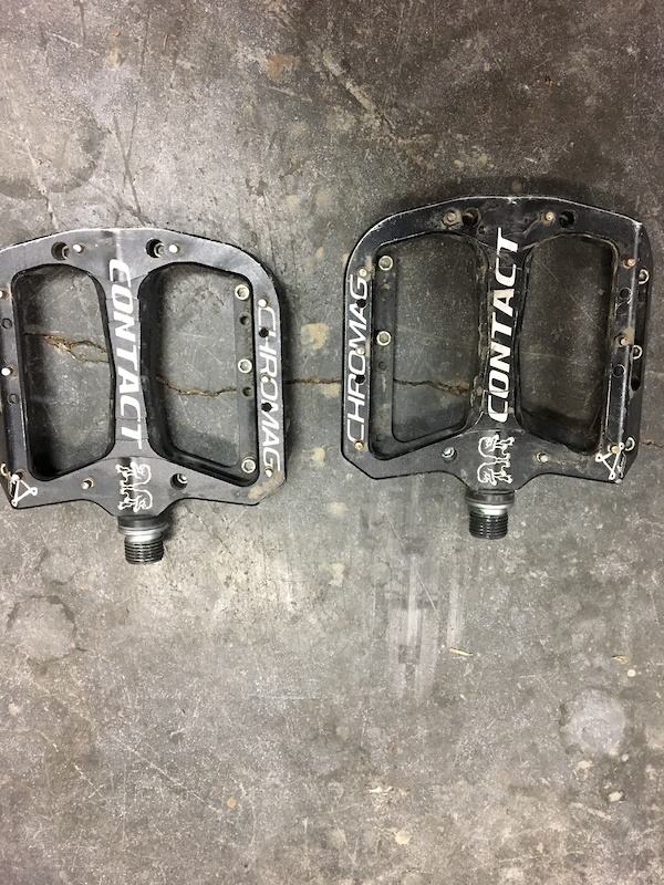 2016 Chromag Contact Pedals