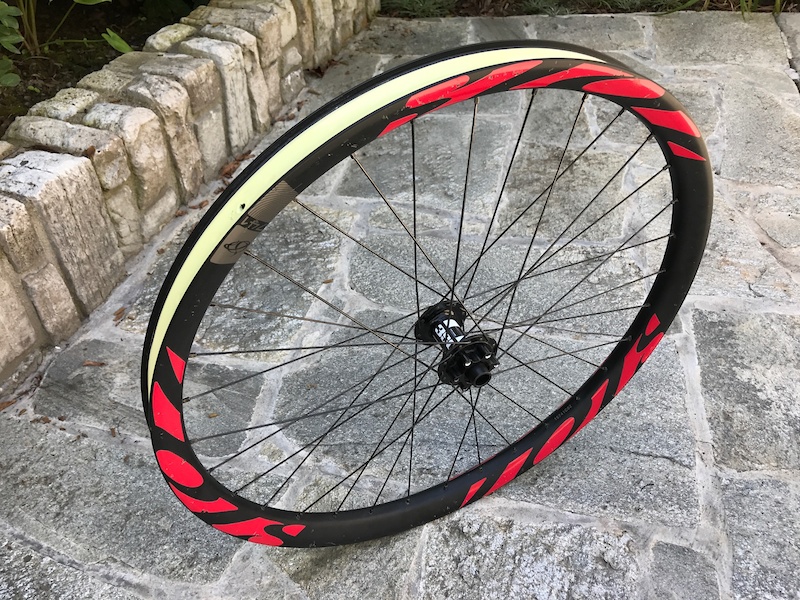 ibis 741 carbon 27.5 wheelset