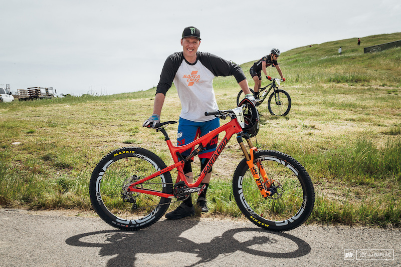 Peaty had a crack at slalom, but unfortunately we didn't get to see the legend in the main event with him unable to make the cut. He was riding the Santa Cruz 5010 with the usual mix of  Fox suspension, Enve wheels, and Shimano drivetrain and brakes.