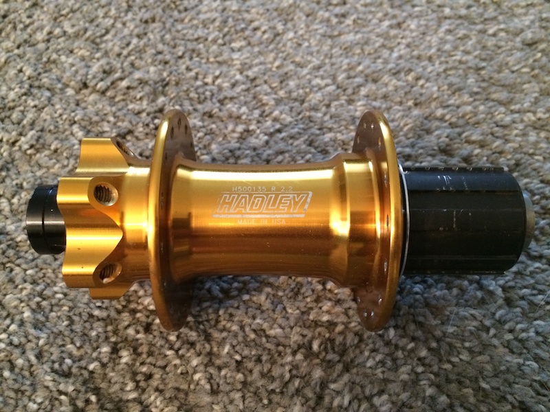 Gold Hadley hub 150 x 12 For Sale