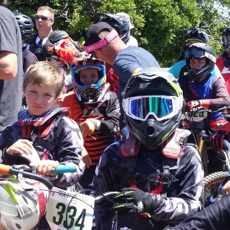 Waiting for the start of the Dual Slalom at Sea Otter Classic 2017...it was a little warm :) mom...dont take my picture...