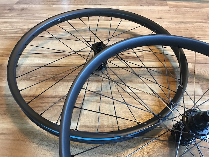 2017 Ibis 742 carbon wheels