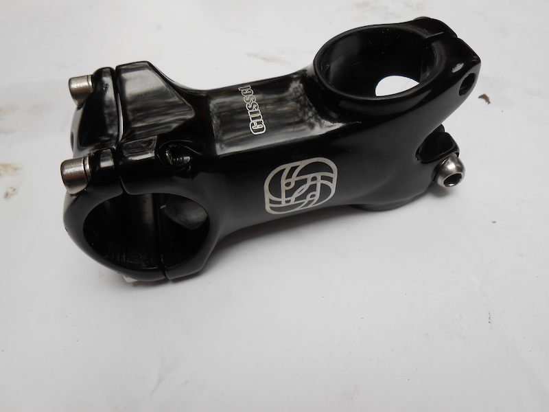 gusset bars and stem