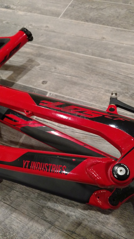2016 YT Tues Red Frameset With Float X2 + Extras