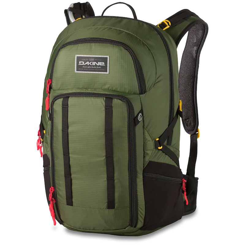 2015 Dakine AMP 24 backpack For Sale