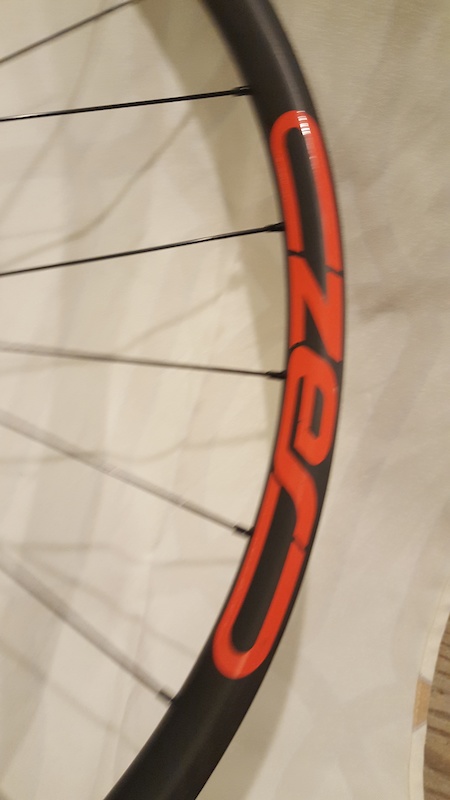 czero carbon wheels