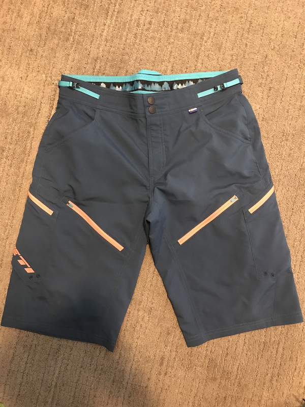 yeti freeland shorts