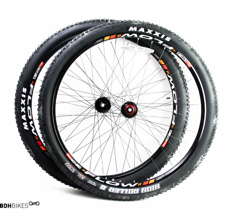 stan's notubes ztr flow ex 29 wheelset