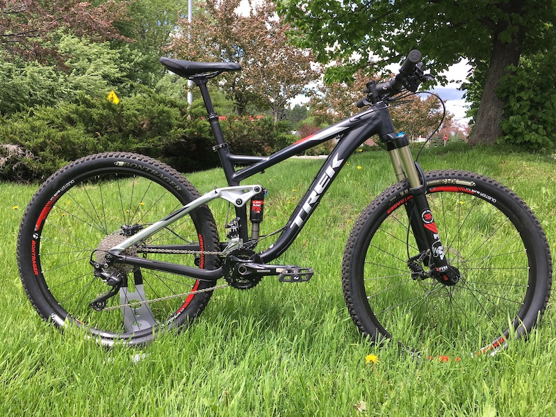 2016 Trek Fuel EX 8 27.5 size 17.5 For Sale