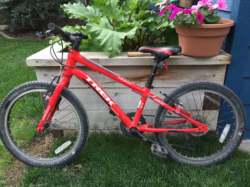 trek superfly 20 inch