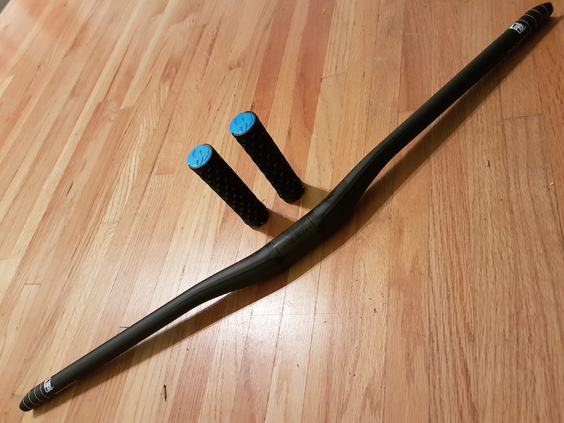 pivot carbon bars