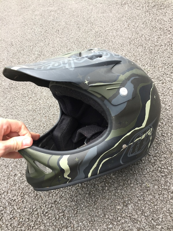 2016 Troy Lee Designs Helmet