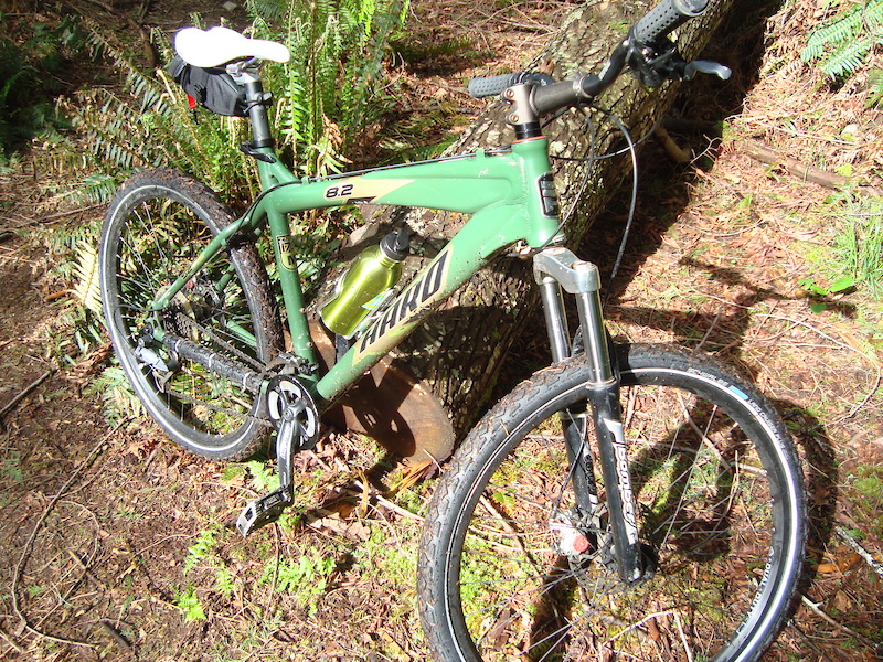 Haro 8.2 mountain outlet bike