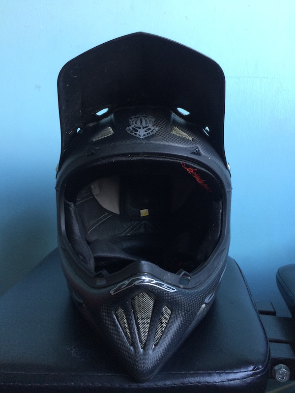 2014 THE Industries T2 carbon full face helmet medium