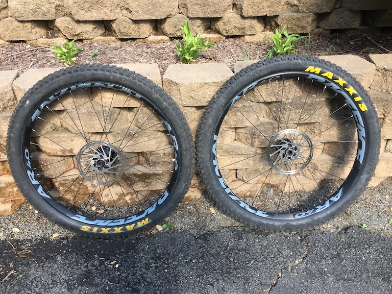 race face ar 40 wheelset