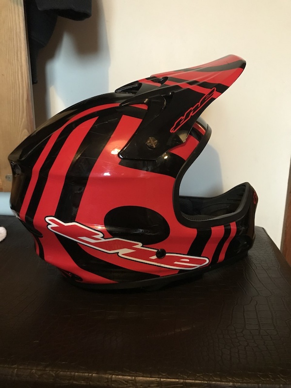0 THE point 5 xs/s helmet in red
