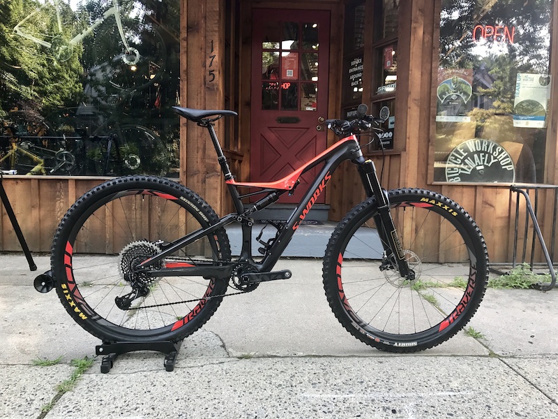 2017 stumpjumper specs