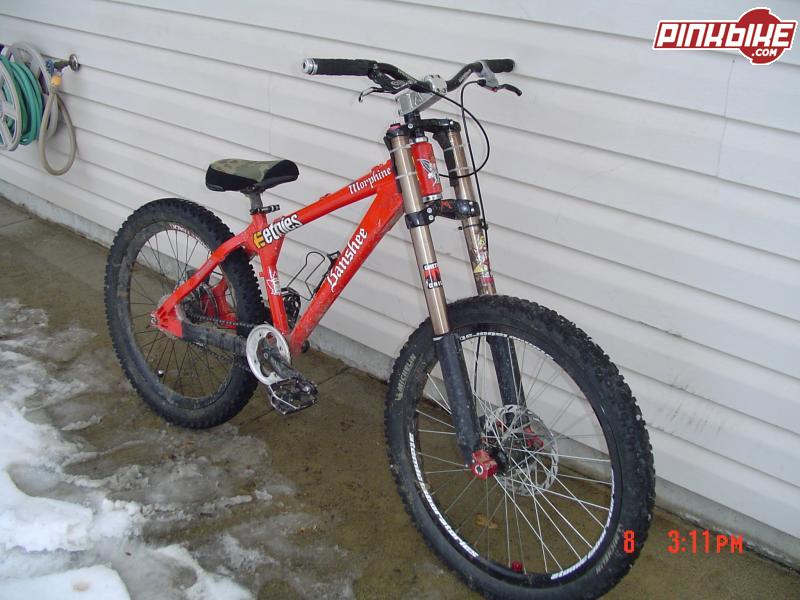 my banshee morphine size small,2001 shiver dc with 2002 inners,trailpimp/doubletrack etc.etc.etc!