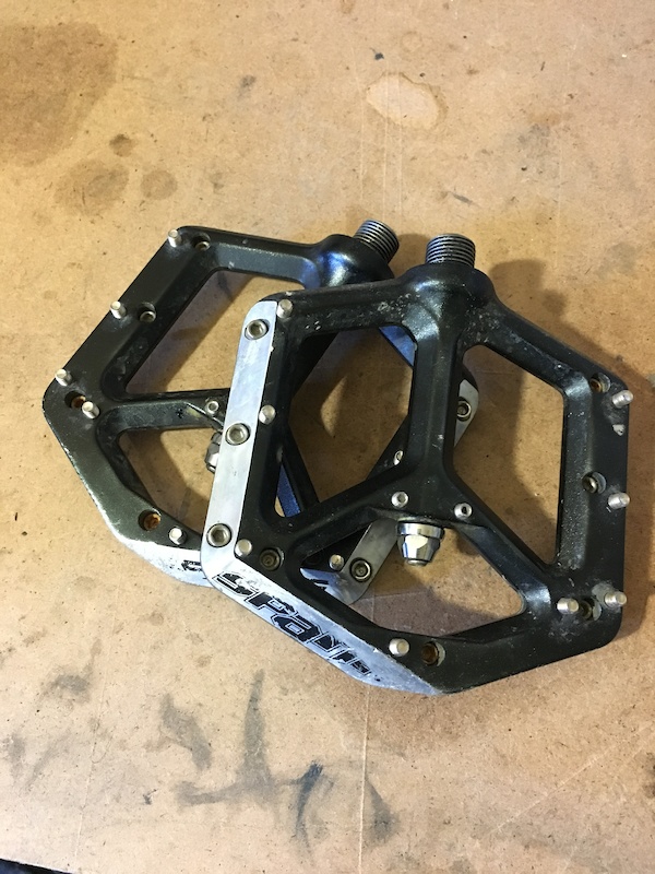 spank spike platform pedals