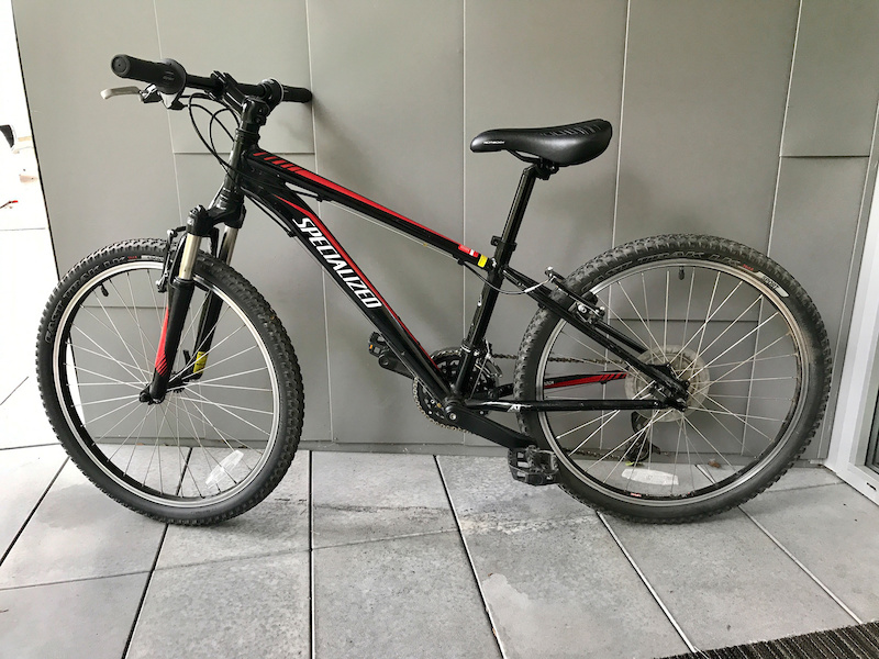 specialized hotrock mountain bike