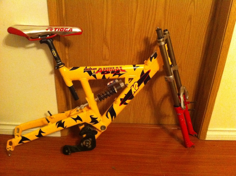 1998 Vintage K2 Animal DH frame and parts