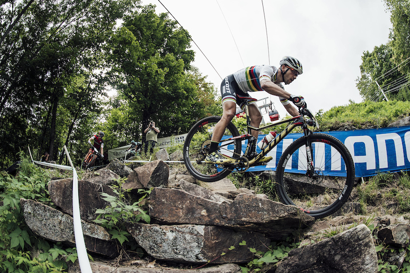 Nino Schurter performs at UCI XCO World Cup in Mont Sainte Anne Canada on August 6th 2017 Bartek Wolinski Red Bull Content Pool P-20170807-00226 Usage for editorial use only Please go to www.redbullcontentpool.com for further information.