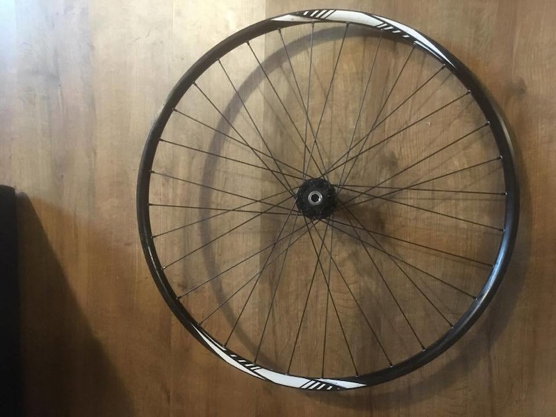 0 Mix of cheap 29/27.5 wheels, Spec, Fulcrum, Giant