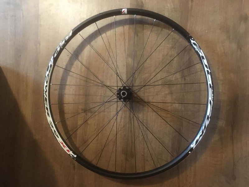 0 Mix of cheap 29/27.5 wheels, Spec, Fulcrum, Giant