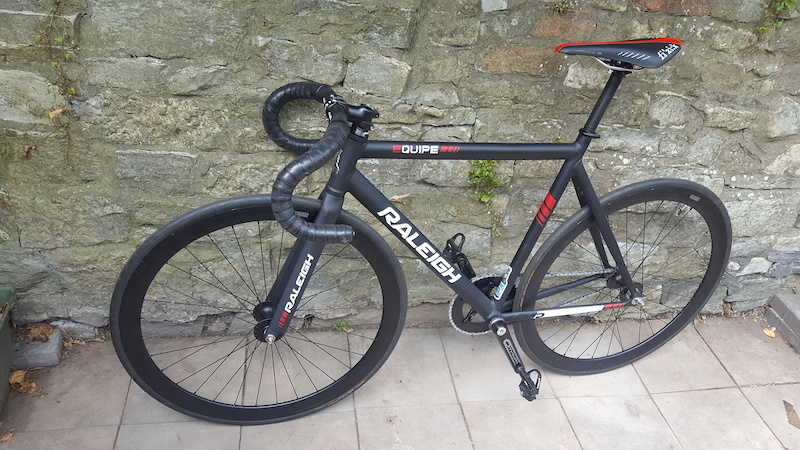 raleigh equipe track