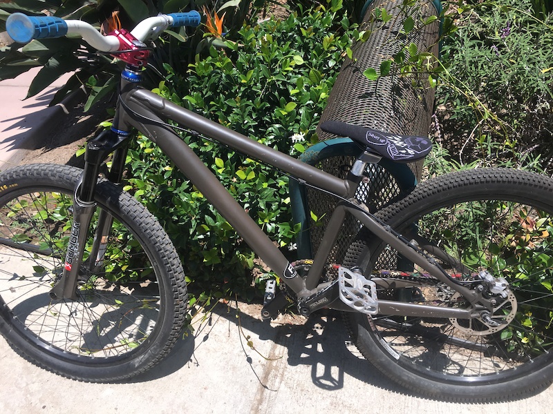 Diamondback Dirt Jumper with Good Parts For Sale