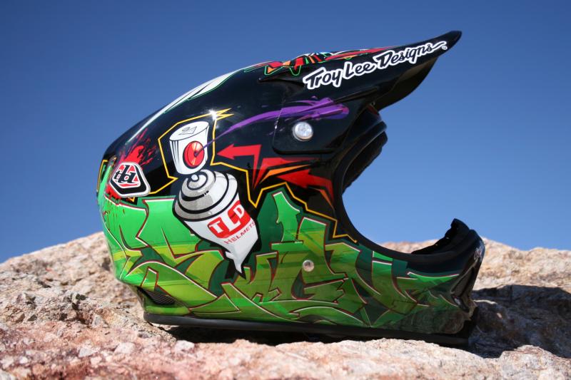 New Troy Lee Designs Chito lid