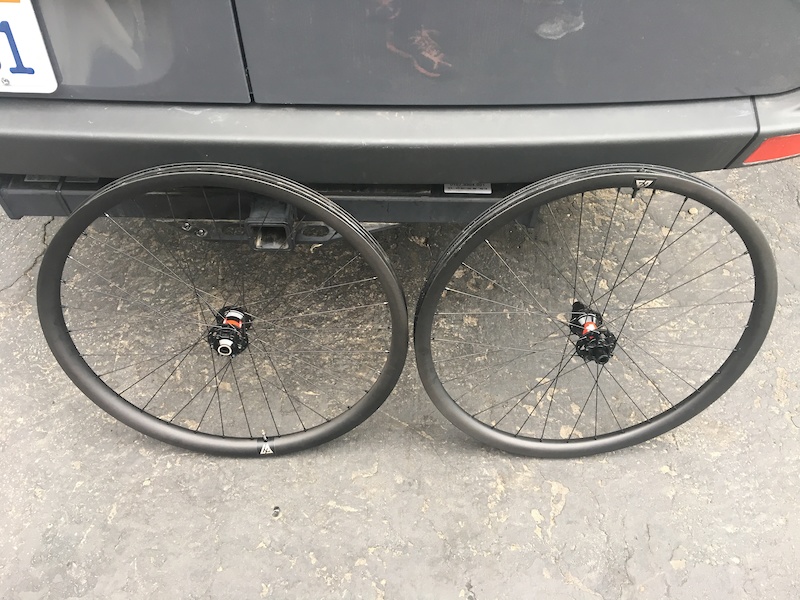 2017 Light Bicycle Carbon Wheels 27.5 brand new For Sale