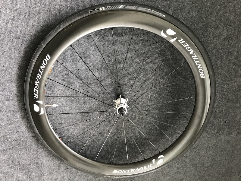 bontrager aeolus 5 carbon clincher wheelset