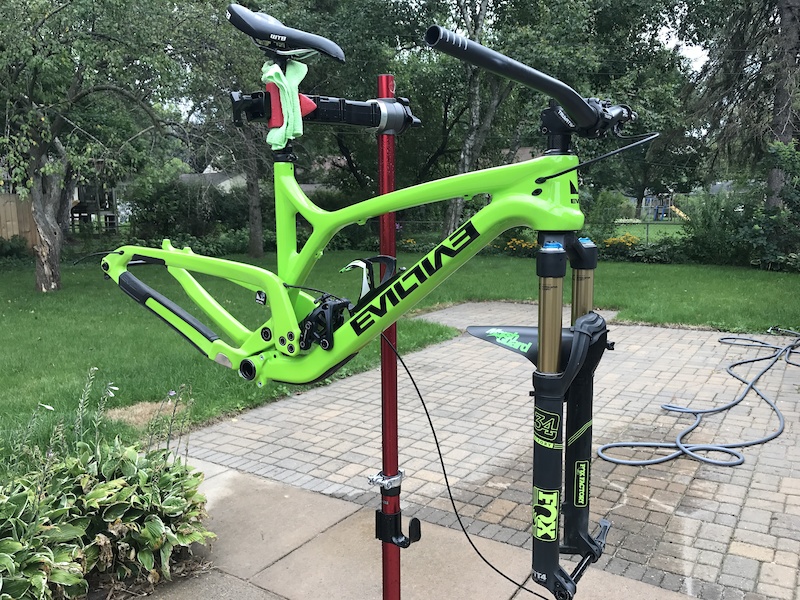 evil following frame weight