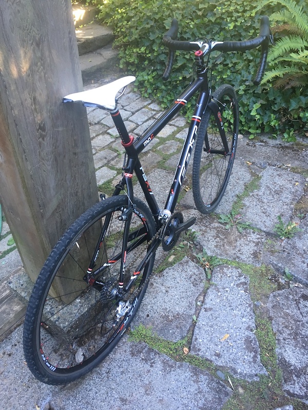 2011 Felt F15x upgraded, 56cm For Sale