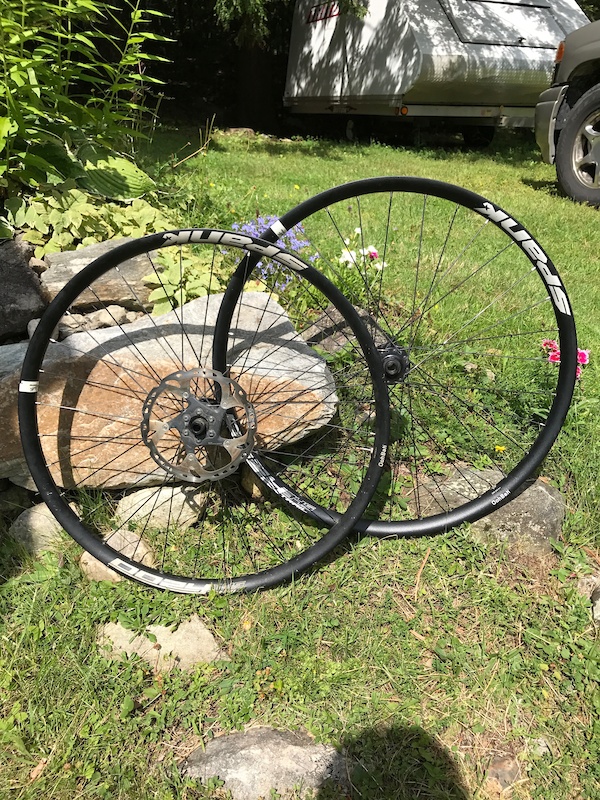 2017 Spank Oozy 345 Laced to DT swiss 350 hubs
