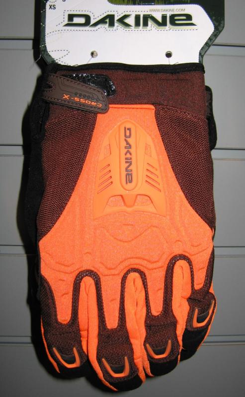 Dakine Cross X gloves in Orange.
