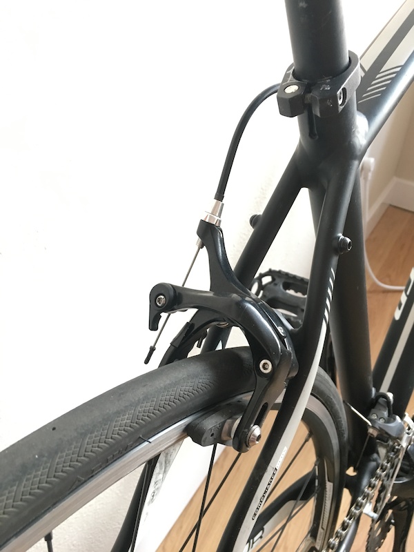 2015 Specialized SECTEUR BASE COMPACT 