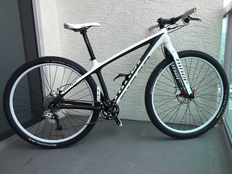 niner air 9 scandium