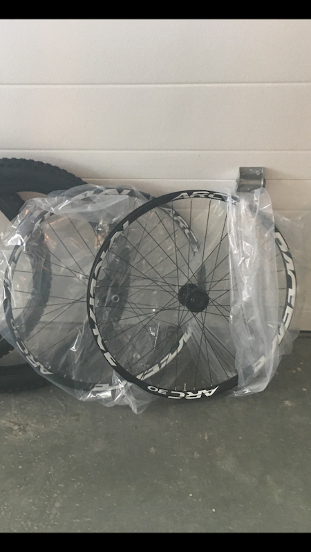 2017 RaceFace AR30 Wheels BoostXD driver For Sale